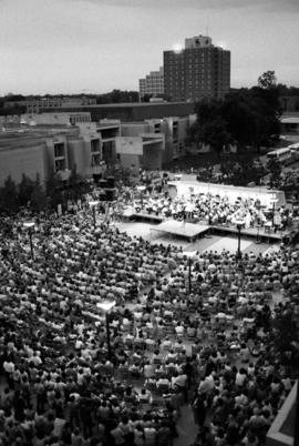 The orchestra plays at the Lemonade Concert and Art Fair, St. Cloud State University