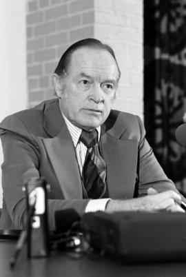 Bob Hope at press conference, St. Cloud State University