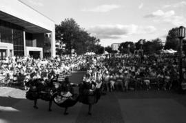 A crowd watches dancers perform, Lemonade Concert and Art Fair, St. Cloud State University