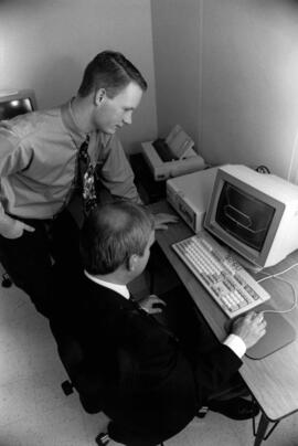 Student uses a computer, St. Cloud State University