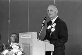 Ralph Heimdahl speaks after receiving his Distinguished Alumni Award, St. Cloud State University1