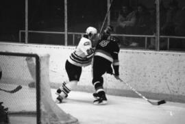 Two hockey players collide, St. Cloud State University