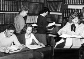 Students use the library, Old Model School, St. Cloud State University