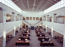 Miller Center (2000), interior, reading court, St. Cloud State University