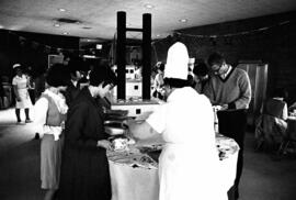 People dine at Garvey Commons (1963), St. Cloud State University