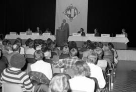 Frank Gery at the Winter Institute, St. Cloud State University