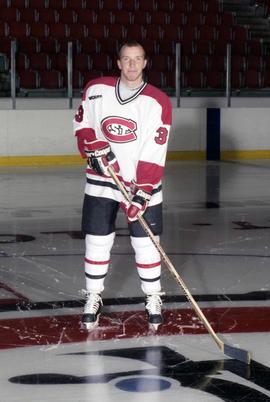 Hockey player Mike Rucinski, St. Cloud State University