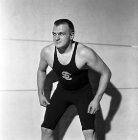 St. Cloud State wrestler Les Wolff