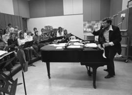 Stephen Fuller teaches a music class, St. Cloud State University