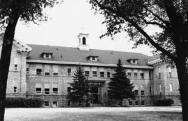 Riverview (1913), exterior, St. Cloud State University