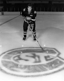 Hockey player Jeff Schmidt, St. Cloud State University