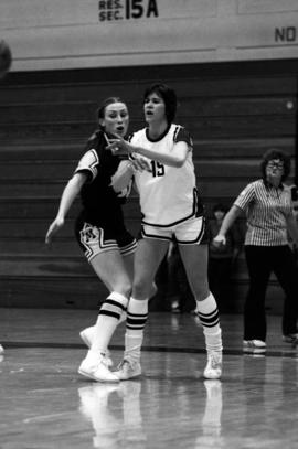 St. Cloud State basketball player Sue Wahl during a game against the University of Minnesota at Halenbeck Hall (1965)