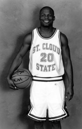 Basketball player Rodney Walker, St. Cloud State University