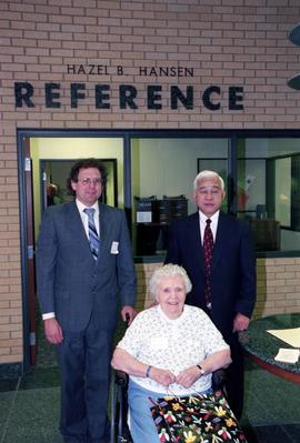 Hazel B. Hansen with St. Cloud State president Roy Saigo in front of Hansen Reference area in Miller Center (2000)