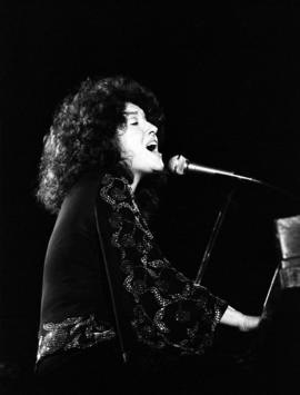 Melissa Manchester performs at St. Cloud State University