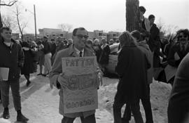 Ed Richer joins students protesting the non-renewal of his contract, St. Cloud State University