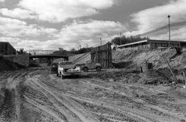10th Street bridge construction