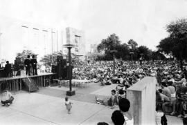 Lemonade Fair concert in front of Stewart Hall (1948), St. Cloud State University