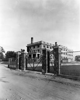 Brown Field (1927), exterior, St. Cloud State University