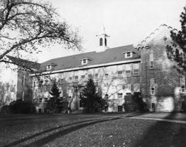 Riverview (1913), exterior, St. Cloud State University