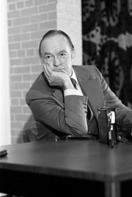 Bob Hope at press conference, St. Cloud State University