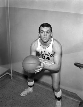 Basketball player Mike Forrest, St. Cloud State University