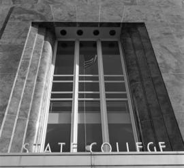 Stewart Hall (1948) entrance, St. Cloud State University