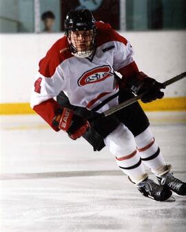Hockey player Bill Lund, St. Cloud State University