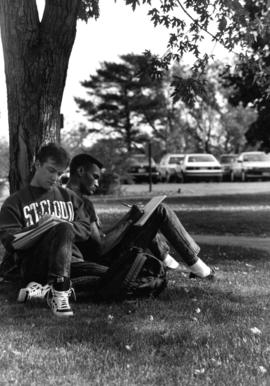 Students study together, St. Cloud State University