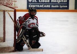 St. Cloud State hockey player Laura Gieselman in action