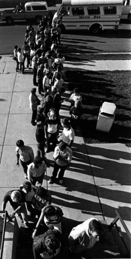 Students during Move In Day, St. Cloud State University