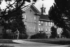 Riverview (1913), exterior, St. Cloud State University