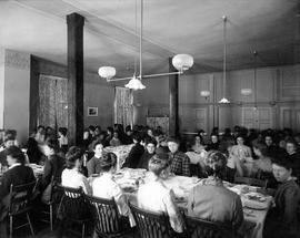 Female students eat dinner in Lawrence Hall (1885), St. Cloud State University