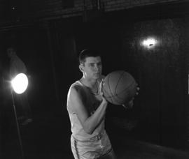 Basketball player Tom Ditty, St. Cloud State University