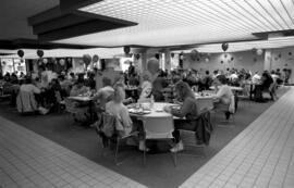 People dine at Garvey Commons (1963), St. Cloud State University