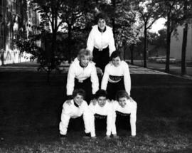 Cheerleaders, St. Cloud State University