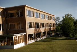 Kiehle (1952), exterior, St. Cloud State University