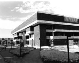 Centennial Hall (1971), exterior, St. Cloud State University