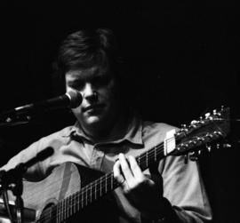 Leo Kottke performs at the Stewart Hall (1948) auditorium, St. Cloud State