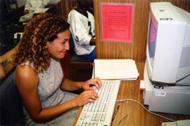 Student uses a computer, St. Cloud State University