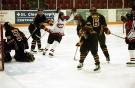 Women's hockey vs. University of Minnesota, St. Cloud State University