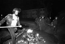 Police at homecoming riot, St. Cloud State University