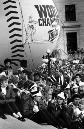 Fans celebrate the Minnesota Twins World Series victory