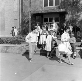 Students exit Stewart Hall (1948), St. Cloud State University